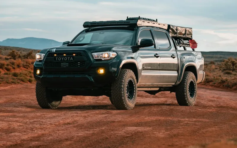 Toyota Tacoma on a desert trail for a guide to the best aftermarket stereo for toyota tacoma